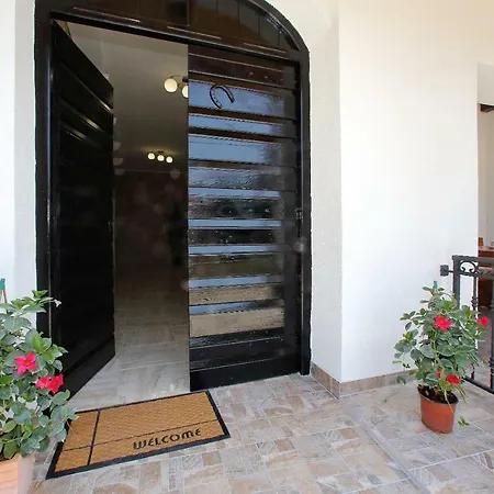 Apartament Bella
