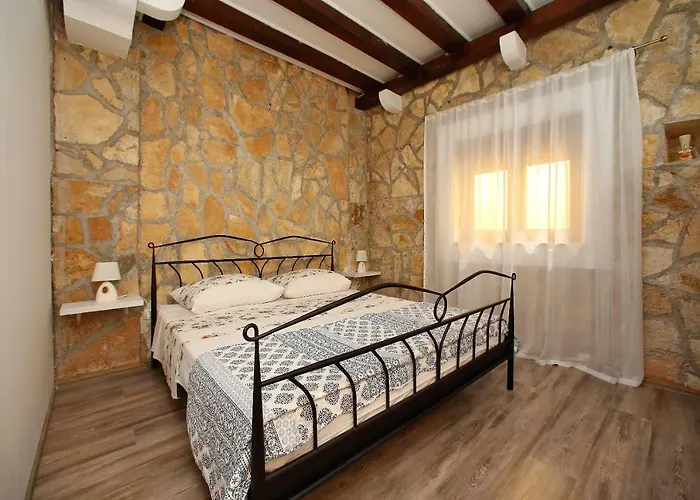 Apartment Bella *